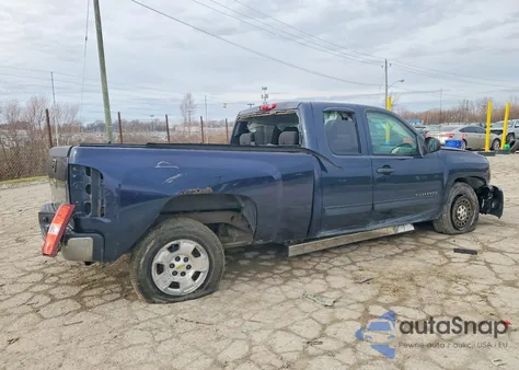 2011 Chevrolet Silverado C1500 Lt z USA, uszkodzony, nr VIN 1GCRCSE09BZ122289